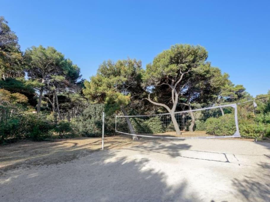 Superbe Appartement 50M De La Plage En Bord De Mer 耶尔 外观 照片