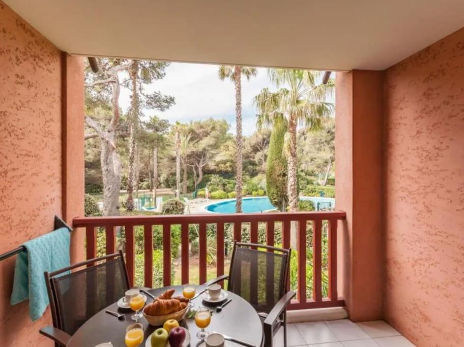Superbe Appartement 50M De La Plage En Bord De Mer 耶尔 外观 照片